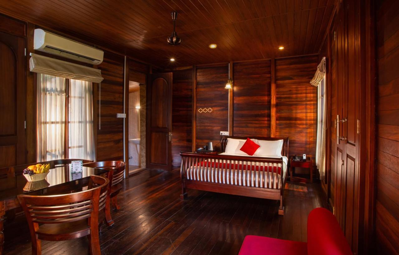 Cyrus Resort Alappuzha Екстериор снимка